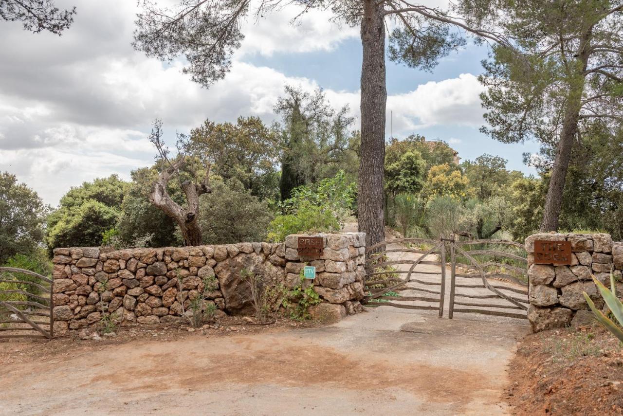 The Rock Villa